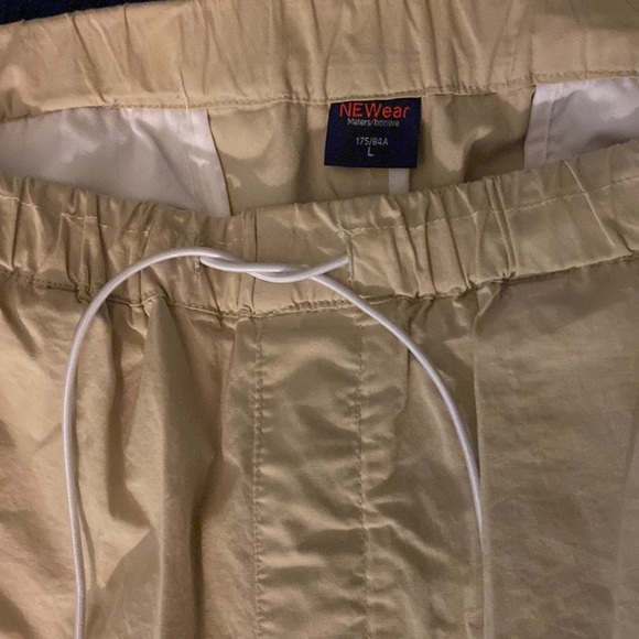 Large semi stretchy khaki pants. Beige type colour. Very stylish to go with fits - Picture 5 of 5